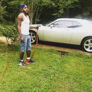 Meet your Posher, Jonathan